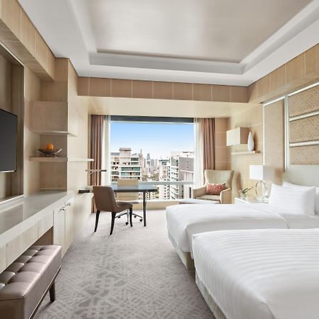 Shangri-La The Fort, Manila Taguig Exterior photo