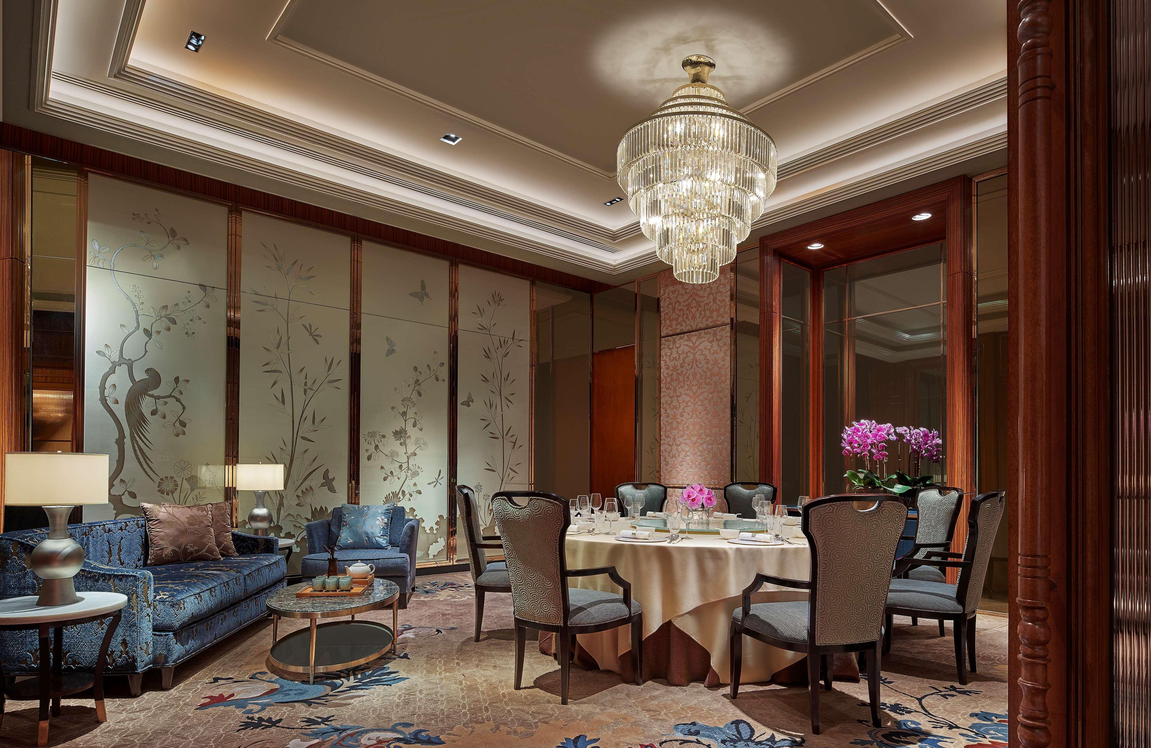 Shangri-La The Fort, Manila Taguig Exterior photo